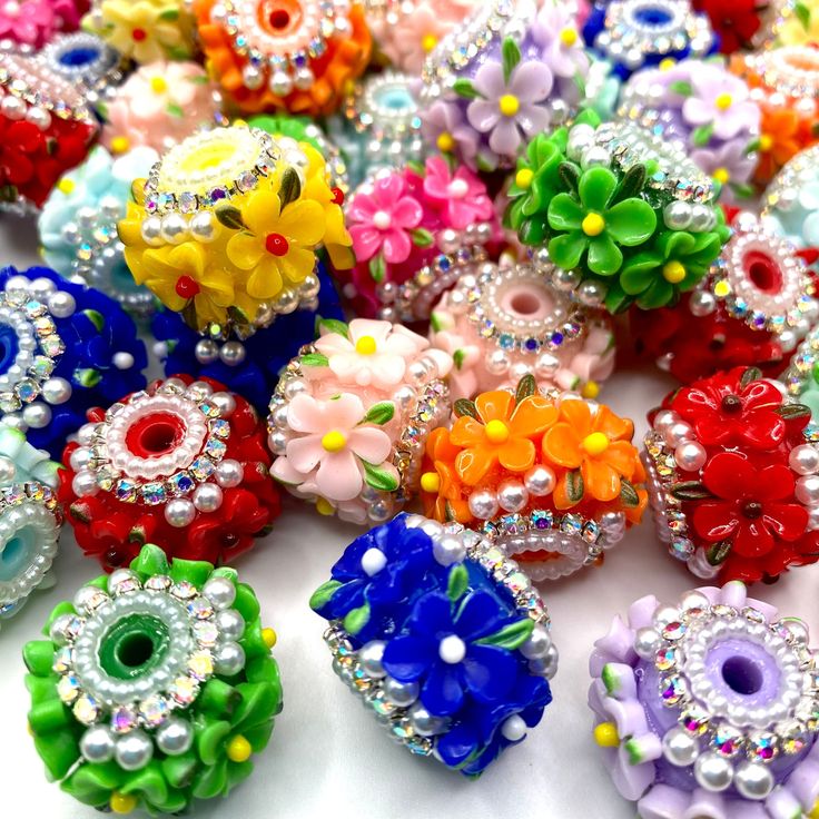 5pcs random mix size 20mm bead hole diameter…
